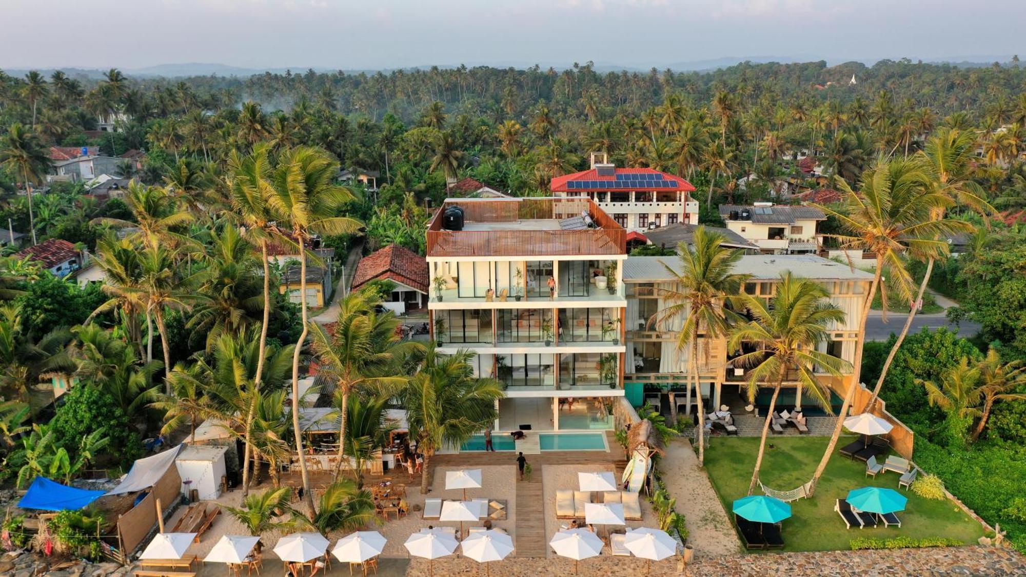 The Hotel Ahangama Eksteriør billede